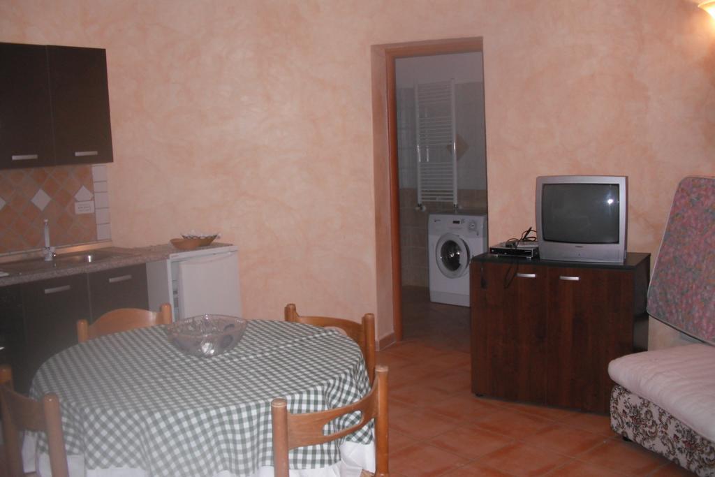 Azienda Multifunzionale S'Ozastro Marinella  Ruang foto